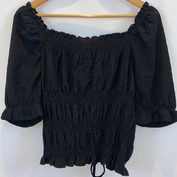 Anthro Pilcro Puff Sleeved Crop Top in Black size L NWT - Picture 7 of 16